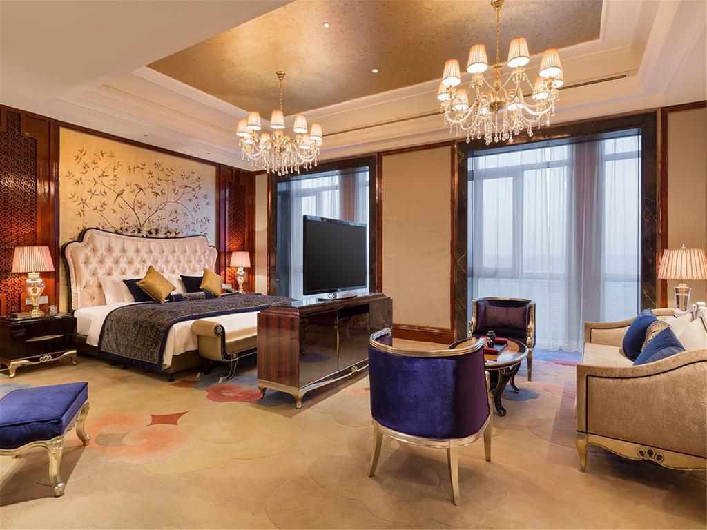 Wanda Realm Fushun Hotel Fushun  Bagian luar foto